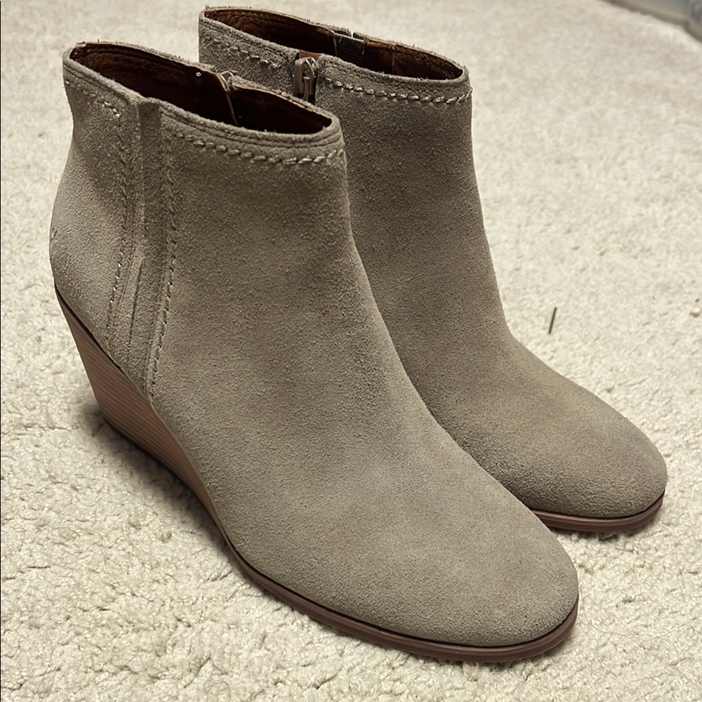 Lucky brand wedge ankle boots, tan suede size 10, only worn a few times!